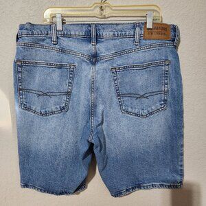 Signature By Levi Strauss Classic Denim Shorts W38 Light Wash Mens